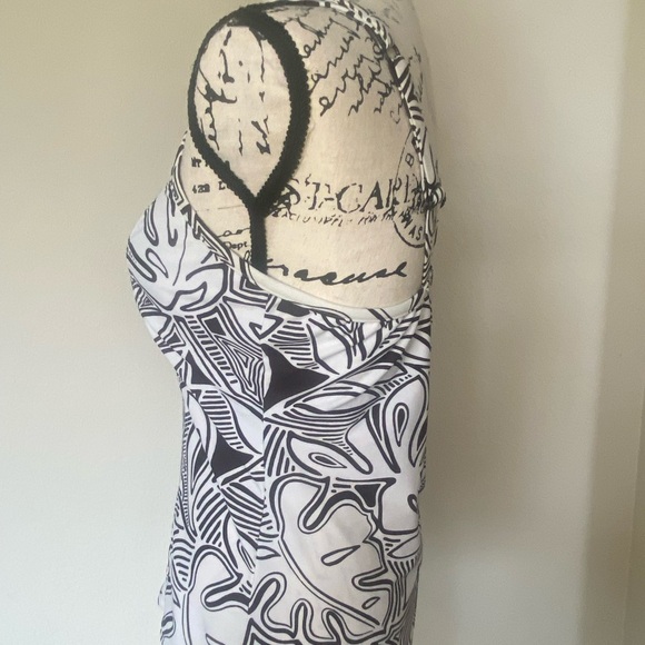 St. John's Bay Tankini Top - Picture 6 of 7